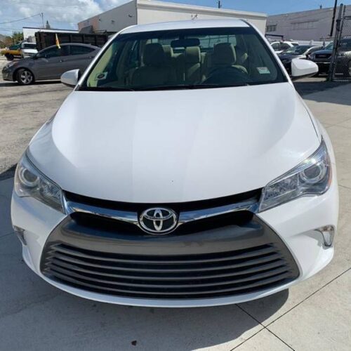 2016 TOYOTA CAMRY